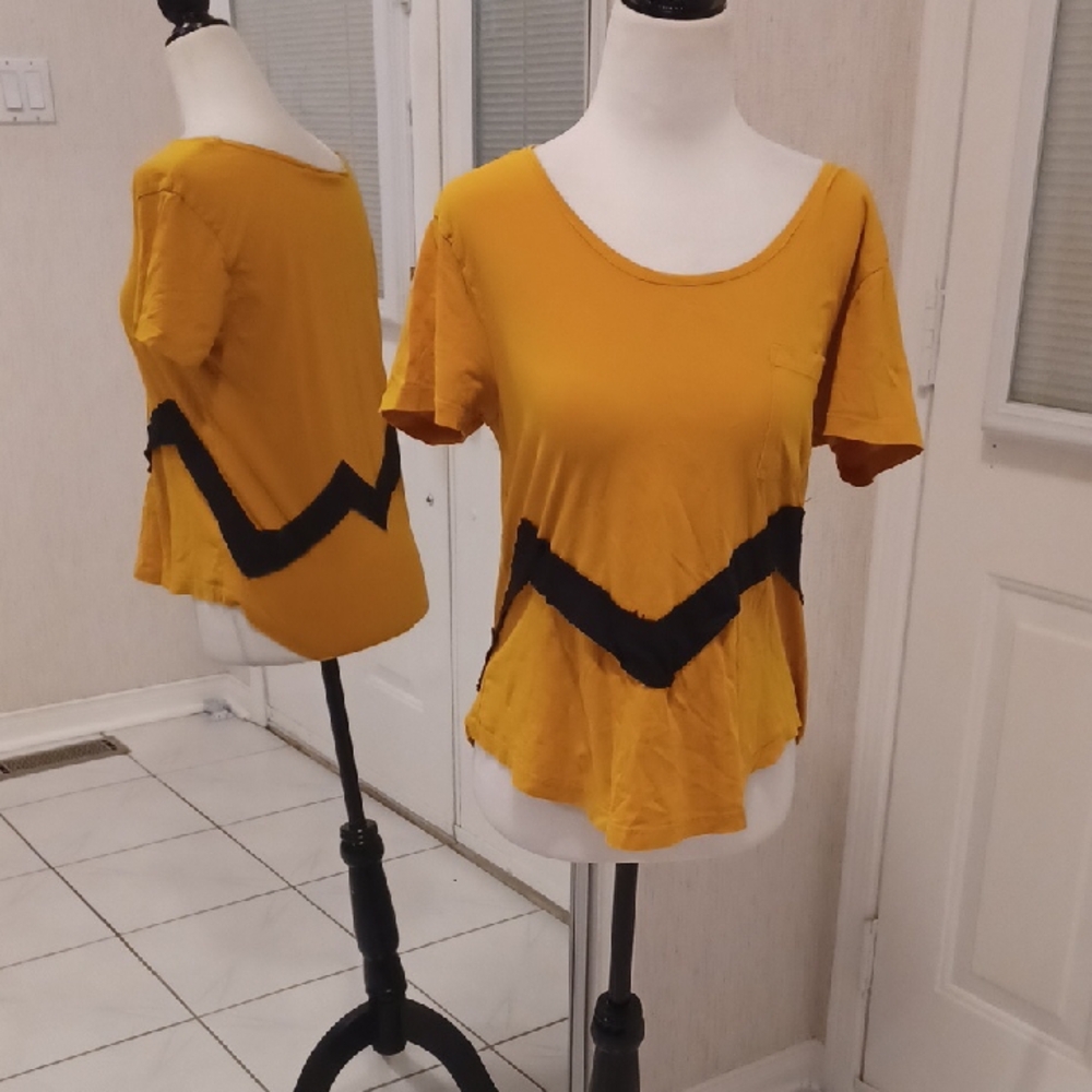 4/$60 Handmade "Charlie Brown" Tee - Size Small/Medium